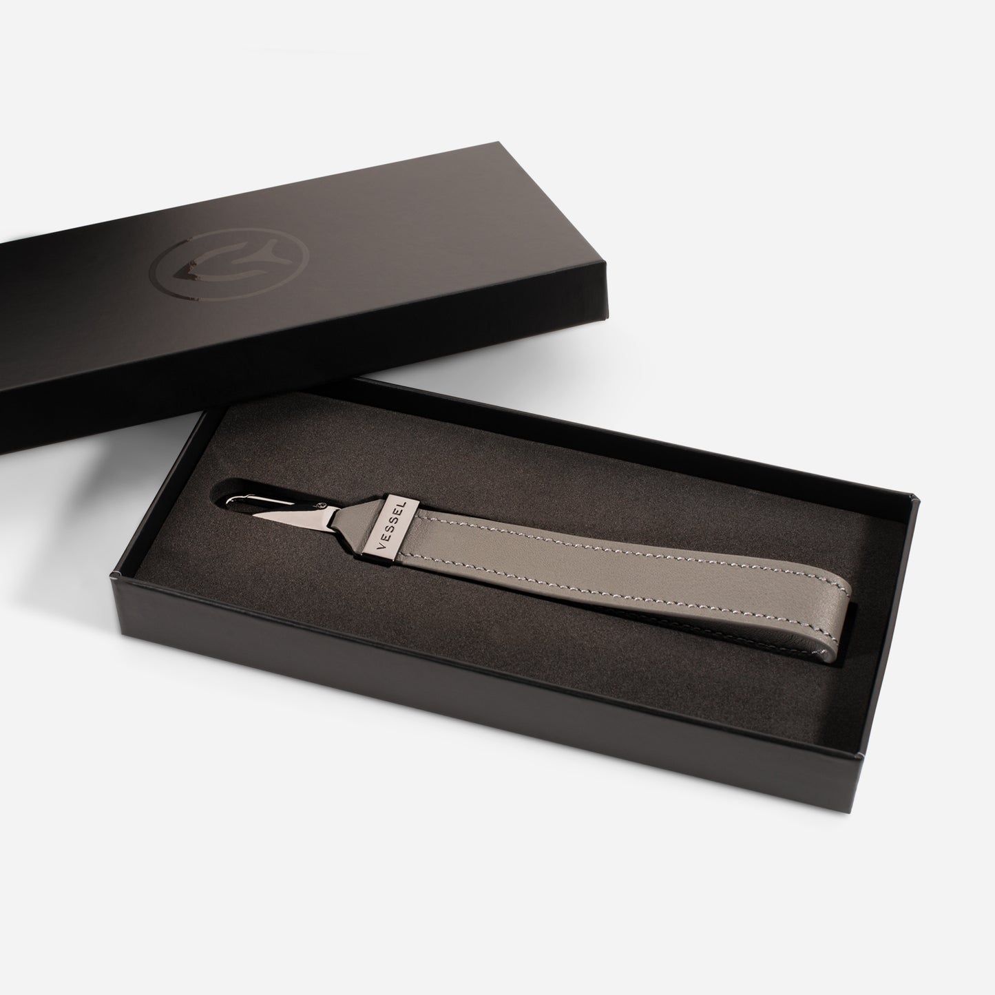 GENUINE LEATHER PULL